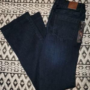 Maurices Jean's-NWT